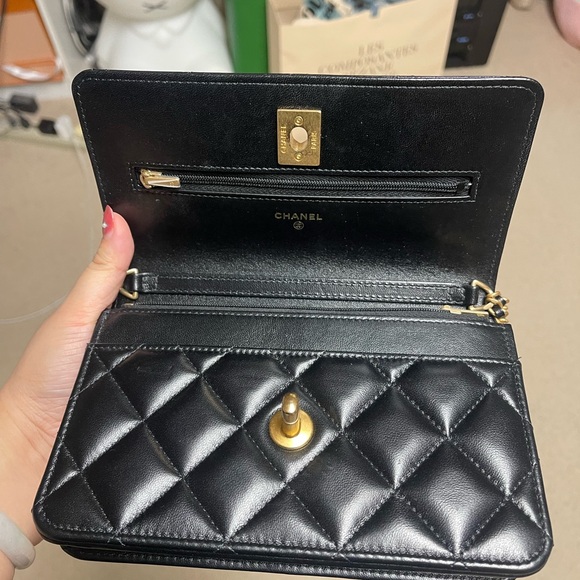 CHANEL Authentic Trendy CC WOC - Picture 7 of 17